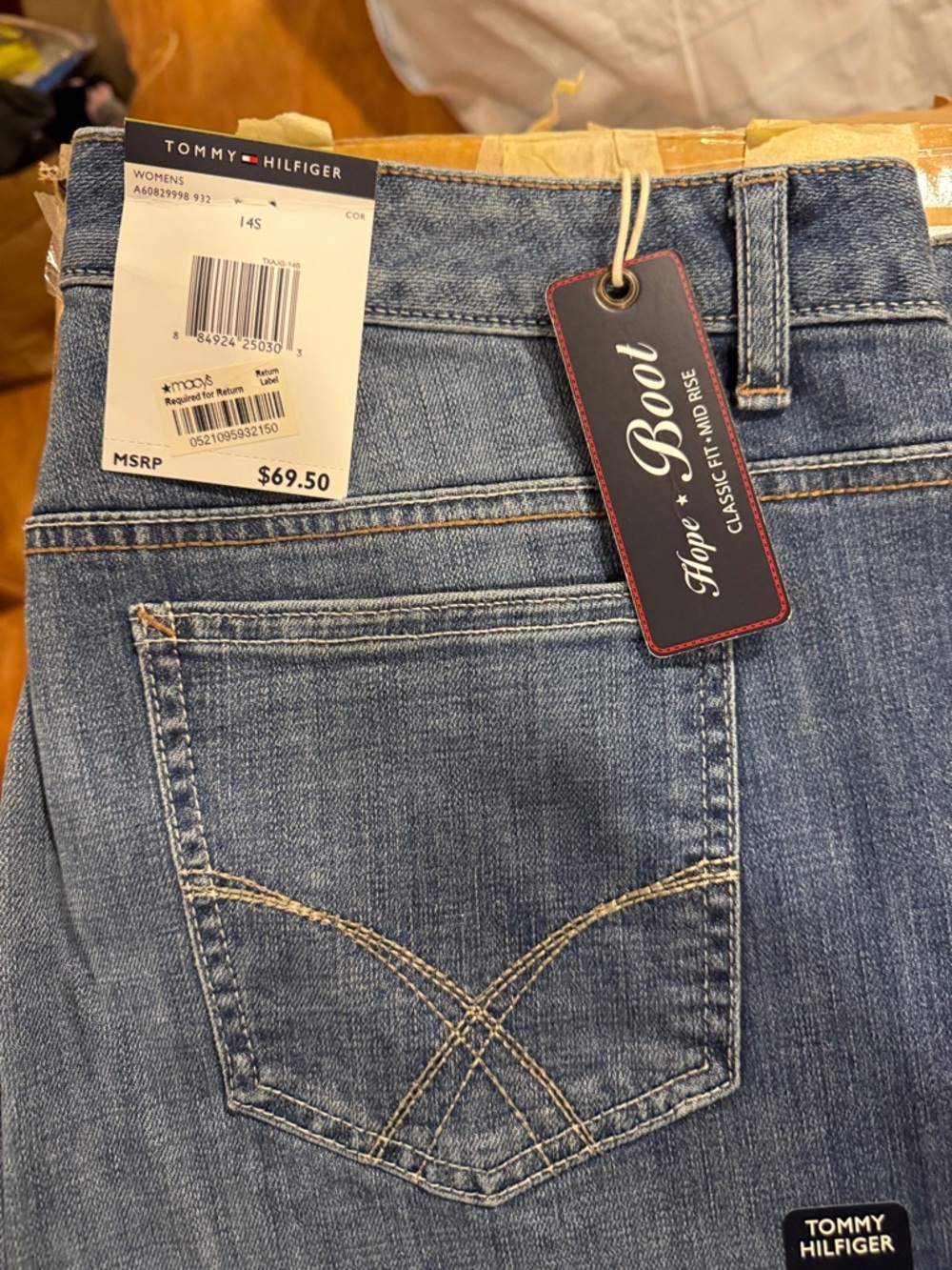 Tommy Hilfiger Women's Blue Bootcut Jeans - Classic Fit